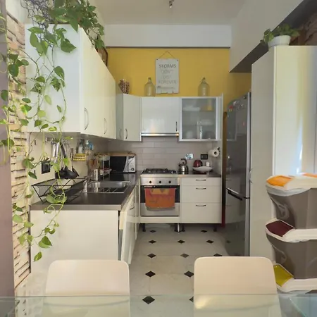 Dalla Spiaggetta A Quinto *