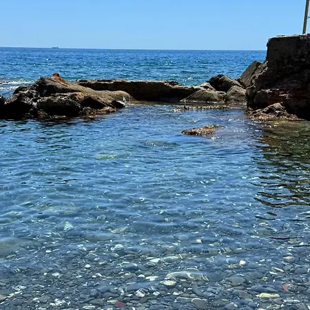 Dalla Spiaggetta A Quinto Génova
