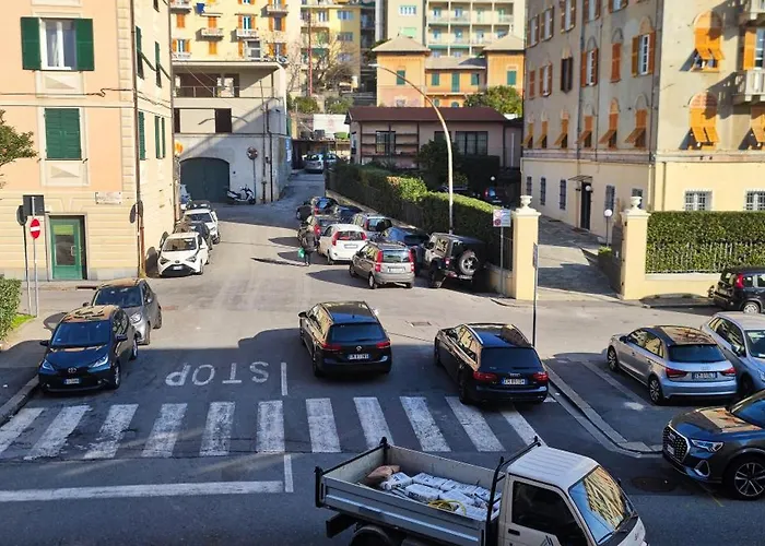 Dalla Spiaggetta A Quinto * Genova